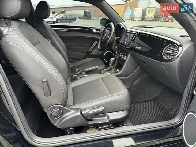 Черный Фольксваген Битл, объемом двигателя 1.8 л и пробегом 194 тыс. км за 12500 $, фото 18 на Automoto.ua