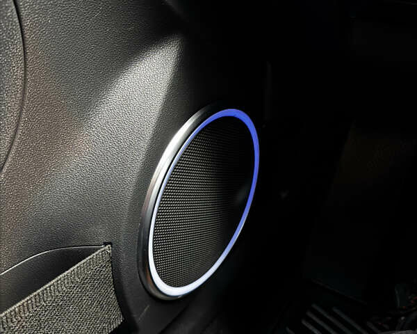 Черный Фольксваген Битл, объемом двигателя 1.8 л и пробегом 194 тыс. км за 12500 $, фото 37 на Automoto.ua