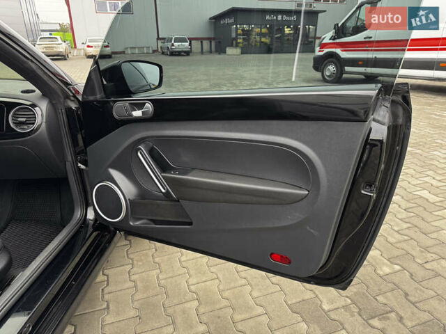 Черный Фольксваген Битл, объемом двигателя 1.8 л и пробегом 194 тыс. км за 12500 $, фото 17 на Automoto.ua