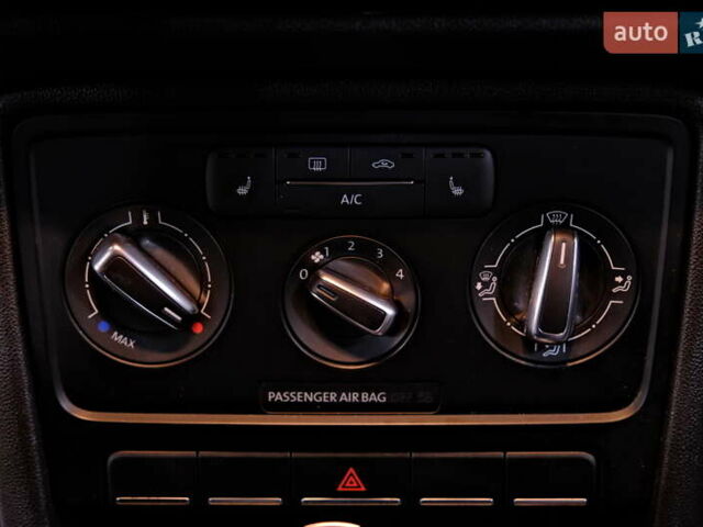 Чорний Фольксваген Бітл, об'ємом двигуна 1.8 л та пробігом 109 тис. км за 8900 $, фото 17 на Automoto.ua