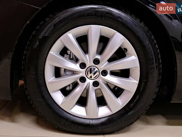 Чорний Фольксваген Бітл, об'ємом двигуна 1.8 л та пробігом 109 тис. км за 8900 $, фото 31 на Automoto.ua