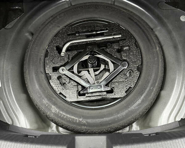 Черный Фольксваген Битл, объемом двигателя 1.8 л и пробегом 56 тыс. км за 12300 $, фото 7 на Automoto.ua