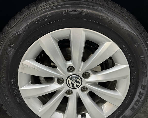 Черный Фольксваген Битл, объемом двигателя 1.8 л и пробегом 56 тыс. км за 12300 $, фото 3 на Automoto.ua