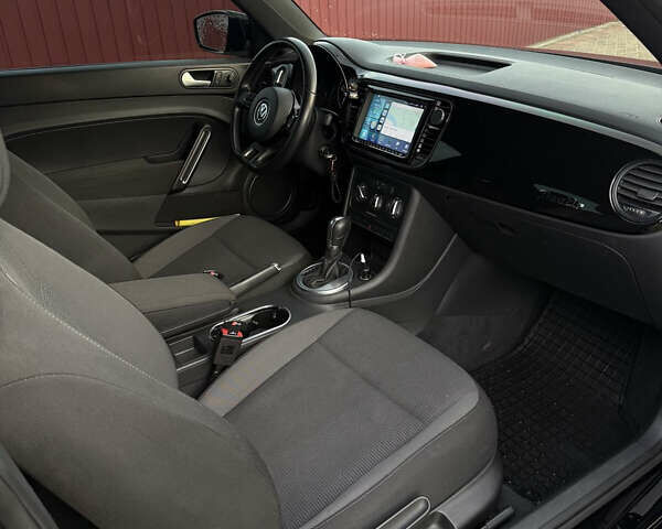 Черный Фольксваген Битл, объемом двигателя 1.78 л и пробегом 62 тыс. км за 13999 $, фото 9 на Automoto.ua