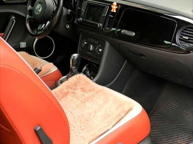 Чорний Фольксваген Бітл, об'ємом двигуна 1.8 л та пробігом 95 тис. км за 13300 $, фото 3 на Automoto.ua