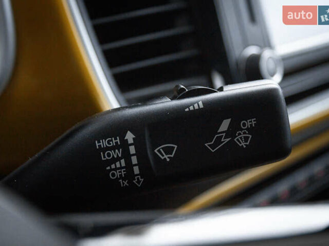 Черный Фольксваген Битл, объемом двигателя 1.98 л и пробегом 68 тыс. км за 16300 $, фото 33 на Automoto.ua