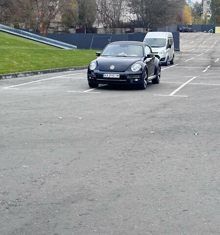 Черный Фольксваген Битл, объемом двигателя 2 л и пробегом 109 тыс. км за 11000 $, фото 7 на Automoto.ua