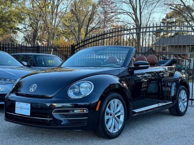 Черный Фольксваген Битл, объемом двигателя 1.8 л и пробегом 69 тыс. км за 3600 $, фото 1 на Automoto.ua