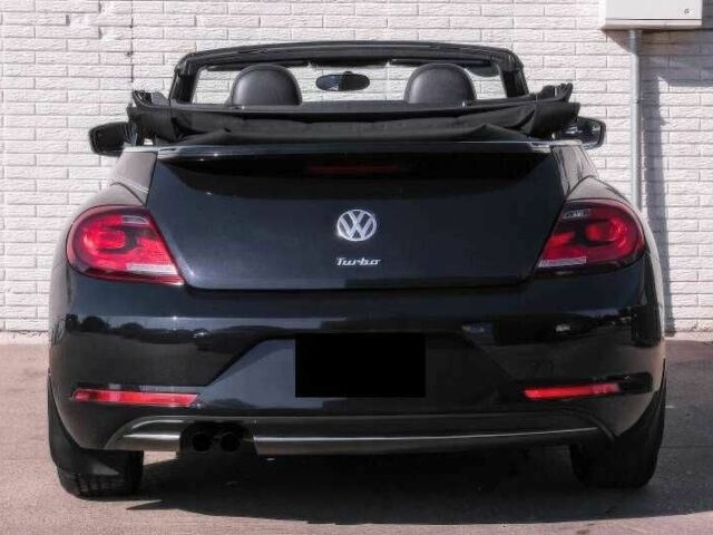 Черный Фольксваген Битл, объемом двигателя 2 л и пробегом 88 тыс. км за 8000 $, фото 6 на Automoto.ua