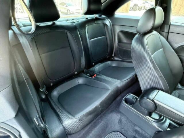 Черный Фольксваген Битл, объемом двигателя 1.8 л и пробегом 70 тыс. км за 5400 $, фото 14 на Automoto.ua