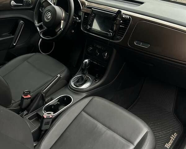 Коричневый Фольксваген Битл, объемом двигателя 2.5 л и пробегом 191 тыс. км за 9999 $, фото 12 на Automoto.ua