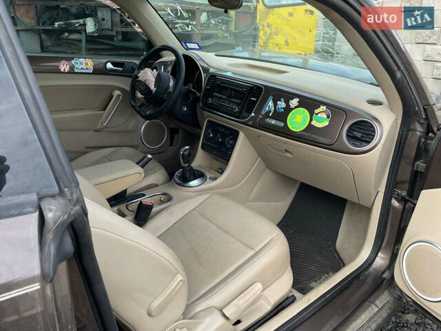 Коричневый Фольксваген Битл, объемом двигателя 1.8 л и пробегом 170 тыс. км за 4400 $, фото 7 на Automoto.ua