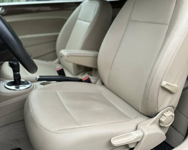 Коричневий Фольксваген Бітл, об'ємом двигуна 0 л та пробігом 66 тис. км за 14000 $, фото 10 на Automoto.ua