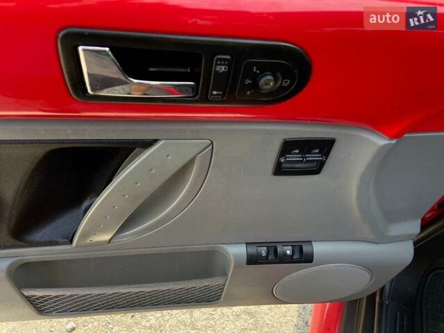 Красный Фольксваген Битл, объемом двигателя 1.9 л и пробегом 325 тыс. км за 4100 $, фото 16 на Automoto.ua