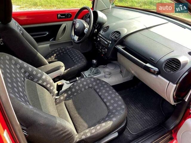 Красный Фольксваген Битл, объемом двигателя 1.9 л и пробегом 325 тыс. км за 4100 $, фото 15 на Automoto.ua