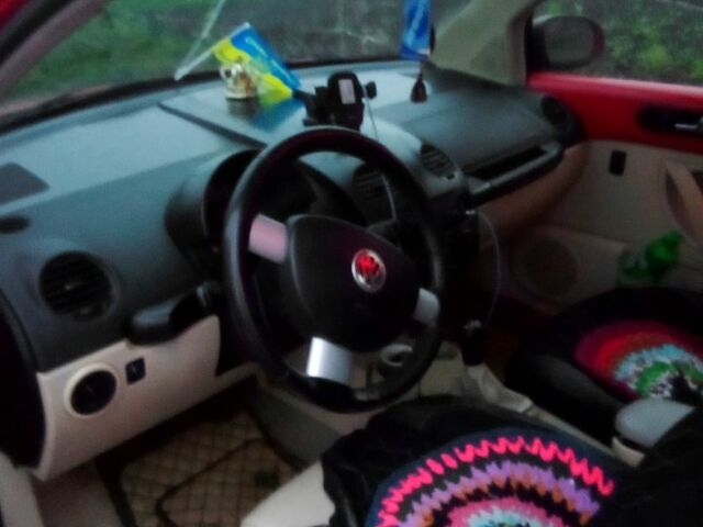 Червоний Фольксваген Бітл, об'ємом двигуна 1.8 л та пробігом 201 тис. км за 3500 $, фото 5 на Automoto.ua