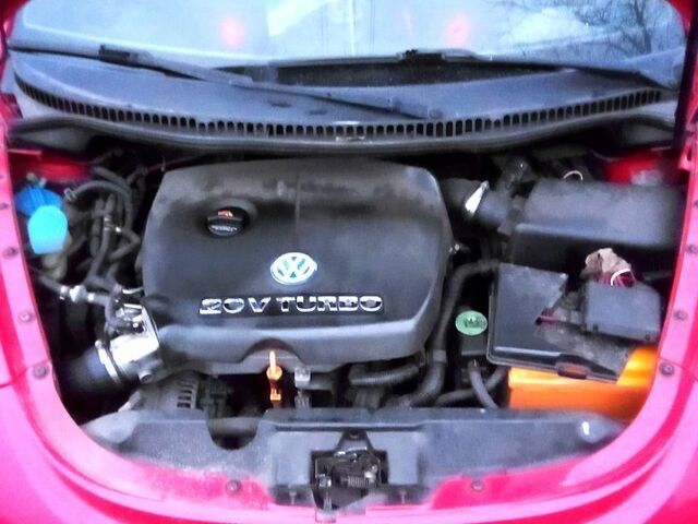 Червоний Фольксваген Бітл, об'ємом двигуна 1.8 л та пробігом 201 тис. км за 3500 $, фото 4 на Automoto.ua