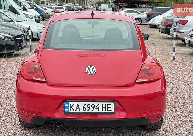 Красный Фольксваген Битл, объемом двигателя 2.48 л и пробегом 193 тыс. км за 8500 $, фото 6 на Automoto.ua
