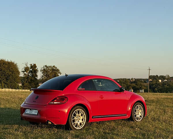 Красный Фольксваген Битл, объемом двигателя 1.98 л и пробегом 169 тыс. км за 11000 $, фото 5 на Automoto.ua