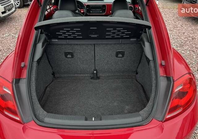 Красный Фольксваген Битл, объемом двигателя 2.48 л и пробегом 193 тыс. км за 8500 $, фото 24 на Automoto.ua