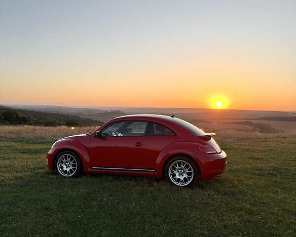 Красный Фольксваген Битл, объемом двигателя 1.98 л и пробегом 169 тыс. км за 11000 $, фото 19 на Automoto.ua