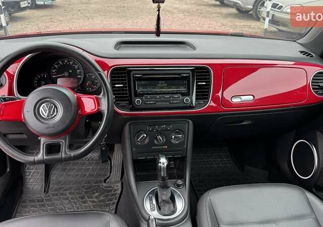 Красный Фольксваген Битл, объемом двигателя 2.48 л и пробегом 193 тыс. км за 8500 $, фото 15 на Automoto.ua