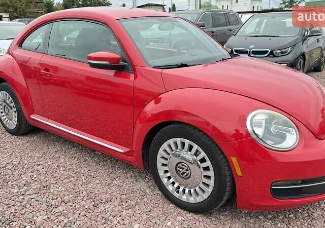 Красный Фольксваген Битл, объемом двигателя 2.48 л и пробегом 193 тыс. км за 8500 $, фото 3 на Automoto.ua