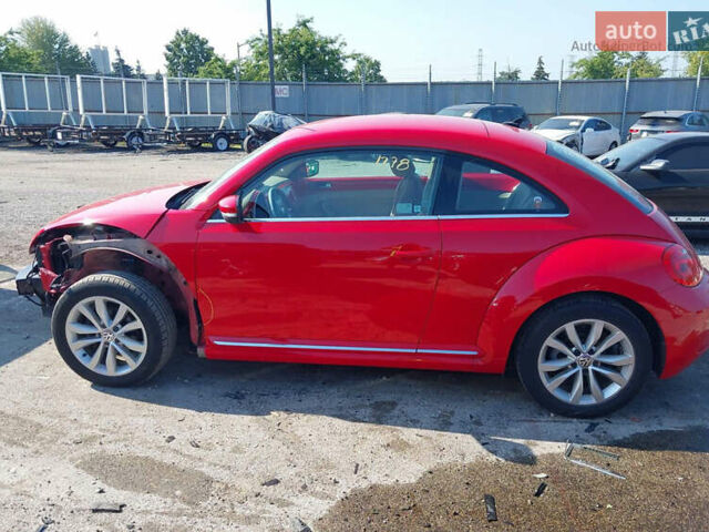 Червоний Фольксваген Бітл, об'ємом двигуна 2 л та пробігом 49 тис. км за 8100 $, фото 2 на Automoto.ua