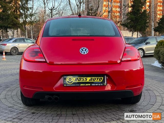 Красный Фольксваген Битл, объемом двигателя 1.8 л и пробегом 133 тыс. км за 11500 $, фото 5 на Automoto.ua
