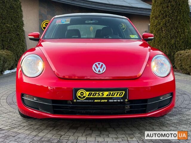 Красный Фольксваген Битл, объемом двигателя 1.8 л и пробегом 133 тыс. км за 11500 $, фото 1 на Automoto.ua
