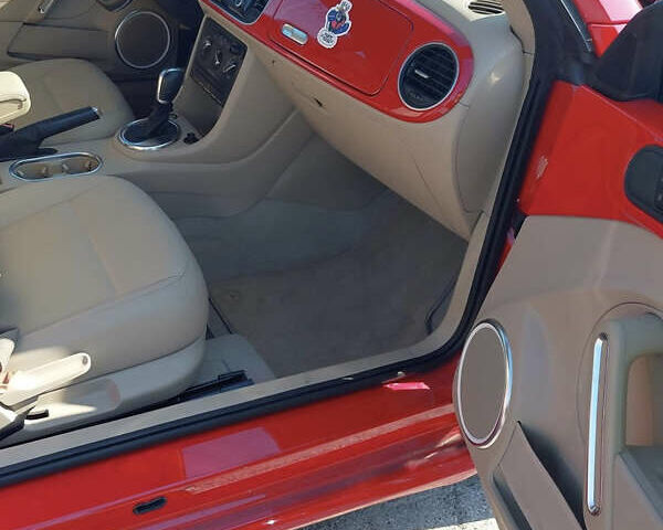 Червоний Фольксваген Бітл, об'ємом двигуна 2 л та пробігом 49 тис. км за 8100 $, фото 11 на Automoto.ua