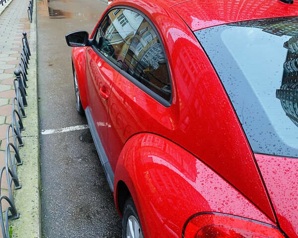 Червоний Фольксваген Бітл, об'ємом двигуна 1.8 л та пробігом 136 тис. км за 11500 $, фото 6 на Automoto.ua