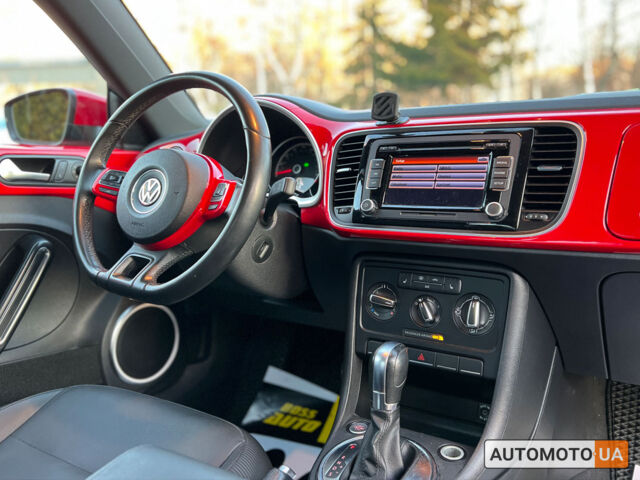 Красный Фольксваген Битл, объемом двигателя 1.8 л и пробегом 133 тыс. км за 11500 $, фото 9 на Automoto.ua