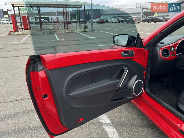 Червоний Фольксваген Бітл, об'ємом двигуна 1.8 л та пробігом 126 тис. км за 11900 $, фото 9 на Automoto.ua