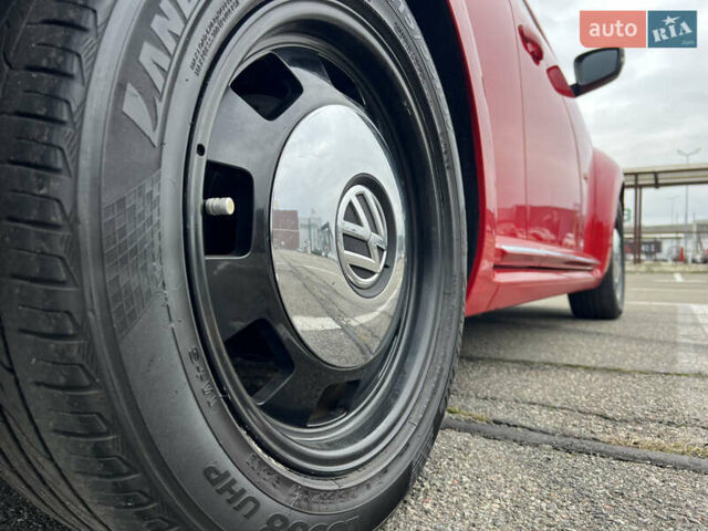 Червоний Фольксваген Бітл, об'ємом двигуна 1.8 л та пробігом 126 тис. км за 11900 $, фото 7 на Automoto.ua