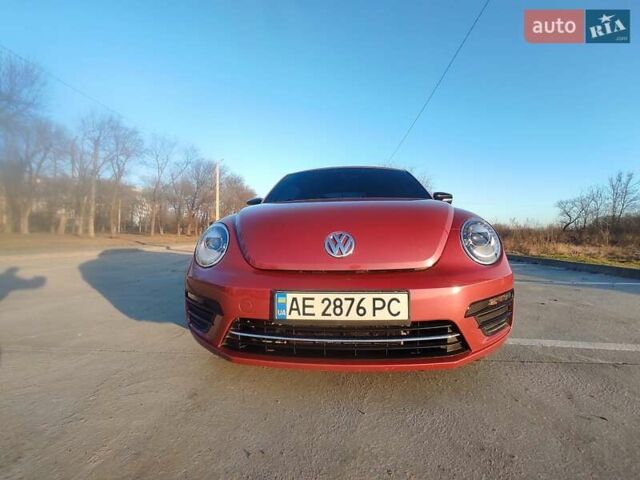 Красный Фольксваген Битл, объемом двигателя 1.8 л и пробегом 130 тыс. км за 12900 $, фото 3 на Automoto.ua
