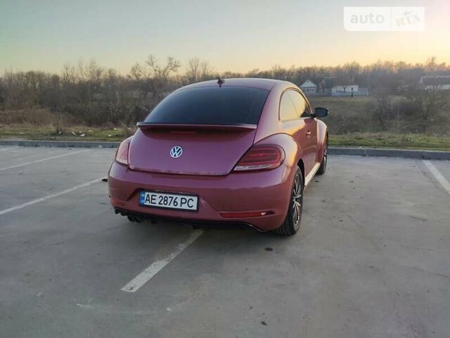 Красный Фольксваген Битл, объемом двигателя 1.8 л и пробегом 130 тыс. км за 12900 $, фото 51 на Automoto.ua