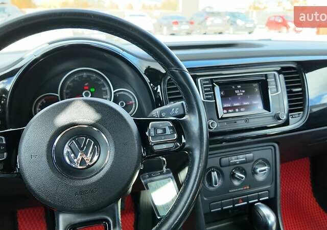Красный Фольксваген Битл, объемом двигателя 1.98 л и пробегом 109 тыс. км за 12990 $, фото 16 на Automoto.ua