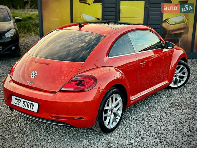 Червоний Фольксваген Бітл, об'ємом двигуна 2 л та пробігом 180 тис. км за 15999 $, фото 21 на Automoto.ua