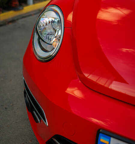 Красный Фольксваген Битл, объемом двигателя 1.98 л и пробегом 74 тыс. км за 13200 $, фото 5 на Automoto.ua