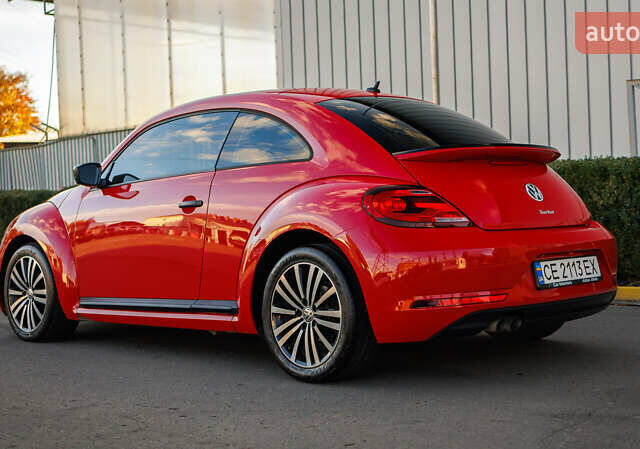 Красный Фольксваген Битл, объемом двигателя 1.98 л и пробегом 74 тыс. км за 13200 $, фото 2 на Automoto.ua