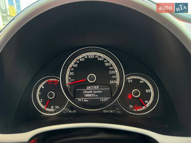 Червоний Фольксваген Бітл, об'ємом двигуна 2 л та пробігом 180 тис. км за 15999 $, фото 54 на Automoto.ua