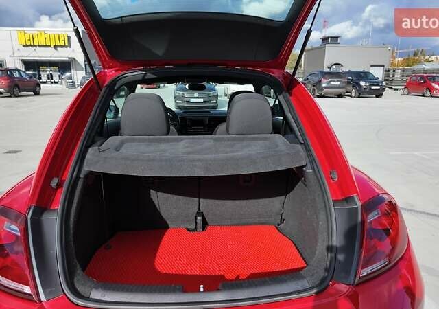 Красный Фольксваген Битл, объемом двигателя 1.98 л и пробегом 109 тыс. км за 12990 $, фото 11 на Automoto.ua