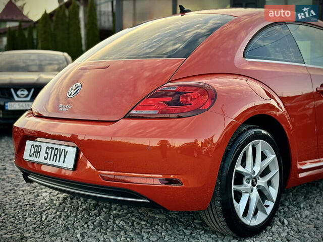 Червоний Фольксваген Бітл, об'ємом двигуна 2 л та пробігом 180 тис. км за 16999 $, фото 23 на Automoto.ua