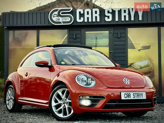 Червоний Фольксваген Бітл, об'ємом двигуна 2 л та пробігом 180 тис. км за 16999 $, фото 5 на Automoto.ua