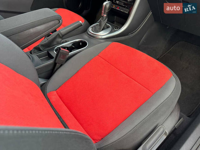 Червоний Фольксваген Бітл, об'ємом двигуна 2 л та пробігом 180 тис. км за 15999 $, фото 35 на Automoto.ua