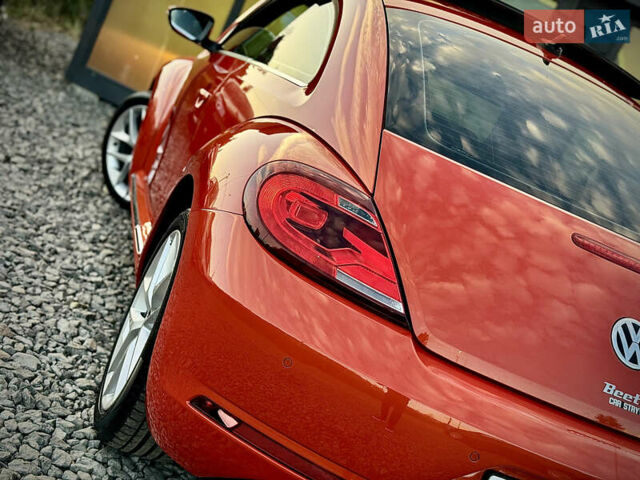 Червоний Фольксваген Бітл, об'ємом двигуна 2 л та пробігом 180 тис. км за 16999 $, фото 31 на Automoto.ua