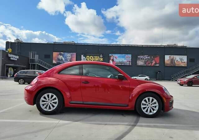 Красный Фольксваген Битл, объемом двигателя 1.98 л и пробегом 109 тыс. км за 12990 $, фото 6 на Automoto.ua