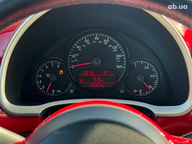 Красный Фольксваген Битл, объемом двигателя 2.5 л и пробегом 171 тыс. км за 11990 $, фото 27 на Automoto.ua