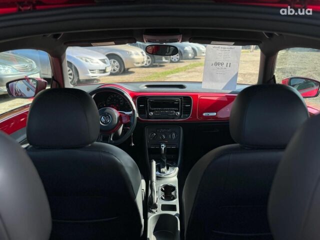 Красный Фольксваген Битл, объемом двигателя 2.5 л и пробегом 171 тыс. км за 11990 $, фото 30 на Automoto.ua